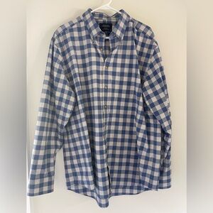 Charles Tyrwhitt men’s XL shirt